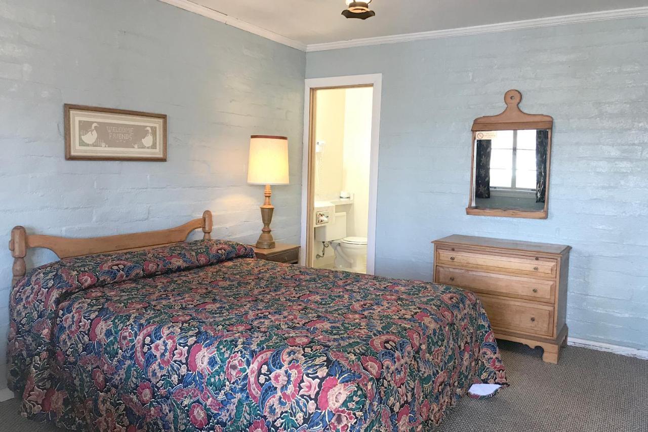 Hotel Lovelock Nv I-80 Exteriör bild